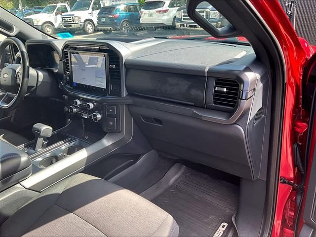 Used 2024 Red Ford XLT image 17