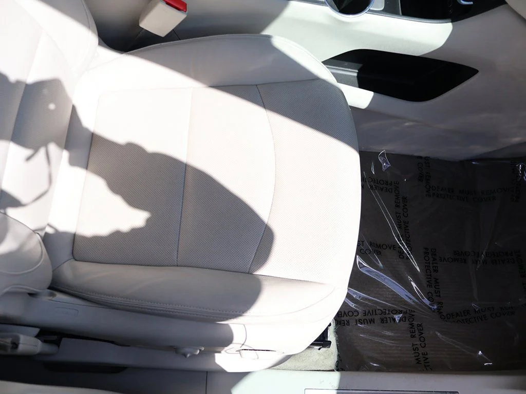 Used 2020 White GMC Denali image 32