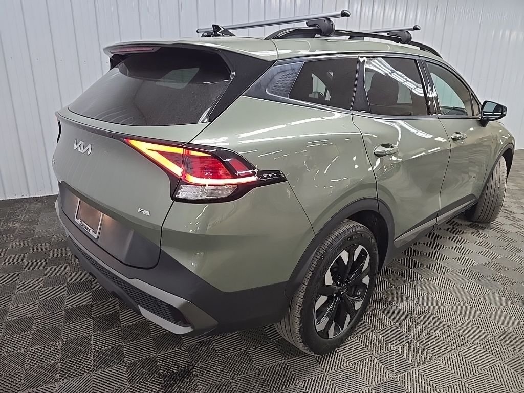 Used 2023 Green Kia X-Line image 10