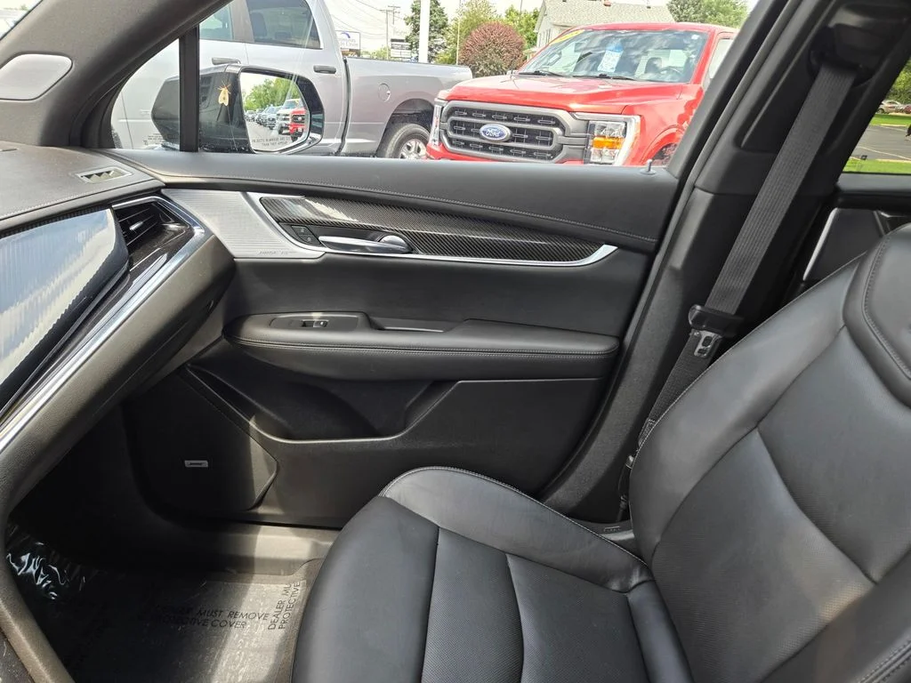 2024 Cadillac XT6 Sport - Photo 13