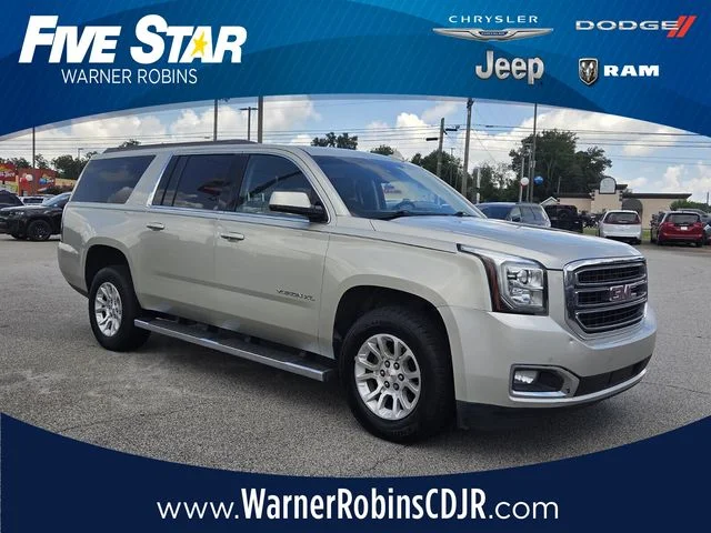Used 2016 Silver GMC SLT image 1