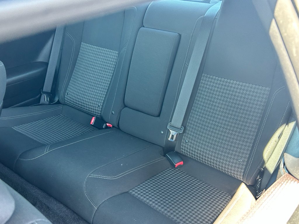 Used 2018 Destroyer Gray Clearcoat Dodge R/T image 15