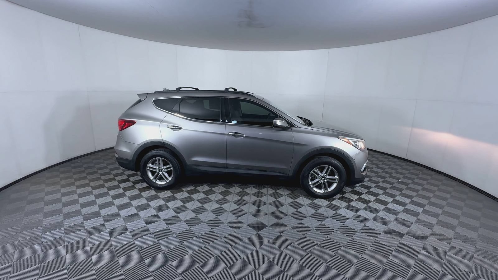 Used 2017 Mineral Gray Hyundai 2.4L image 9