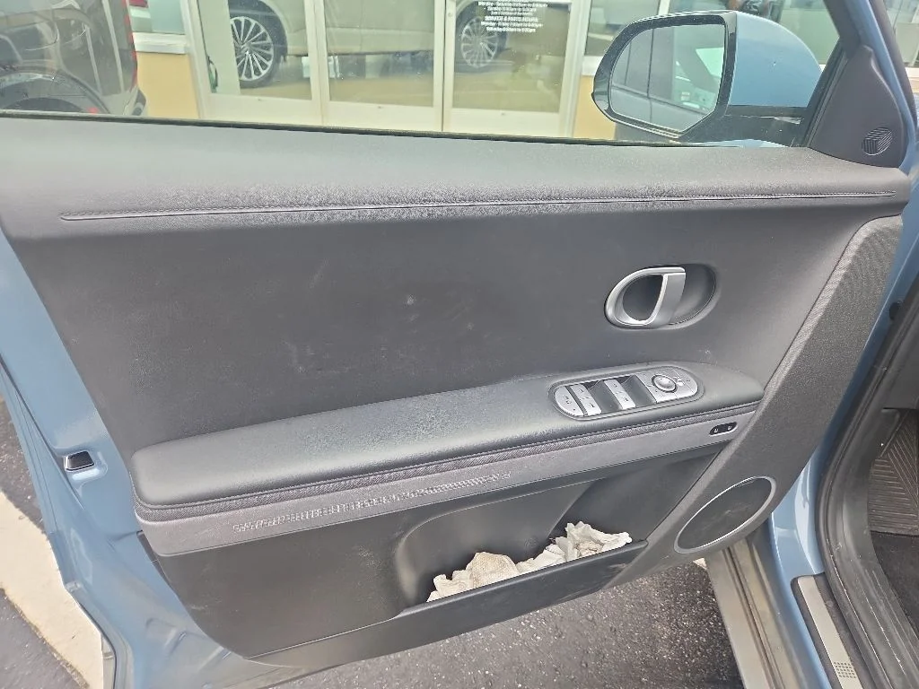 Used 2023 Blue Hyundai Limited image 7