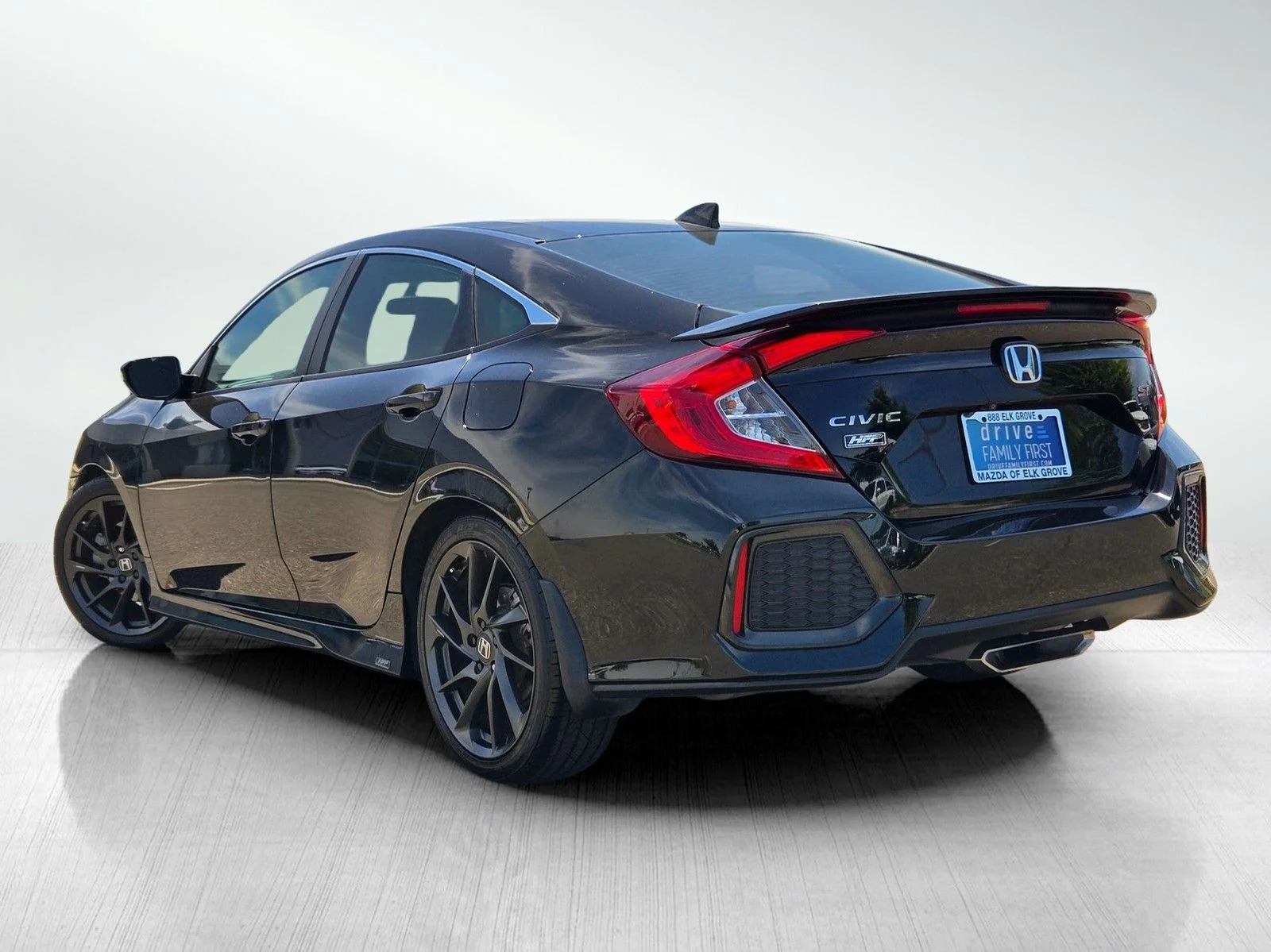 Used 2018 Crystal Black Pearl Honda Si image 9
