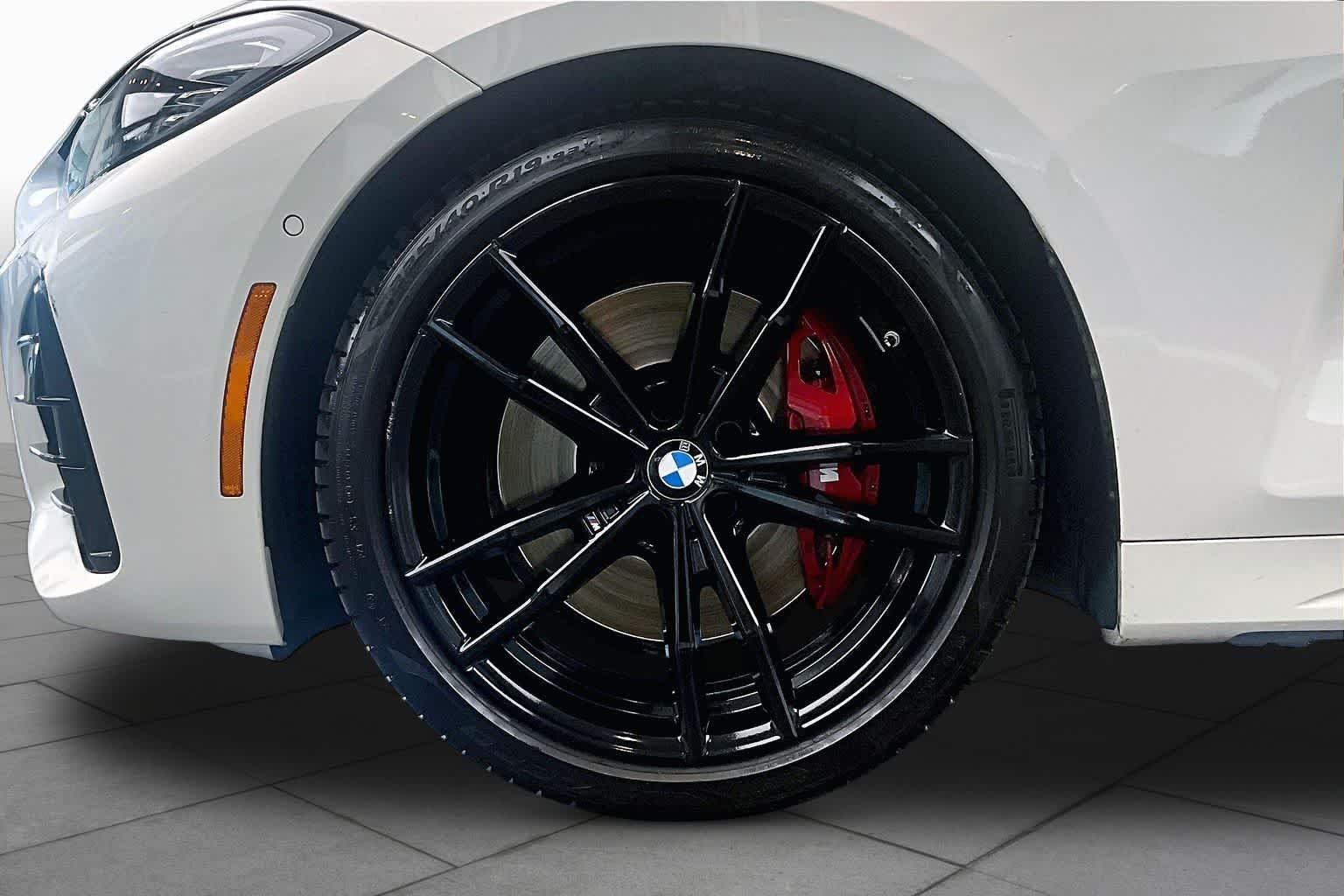 Used 2024 Alpine White BMW M440i image 11
