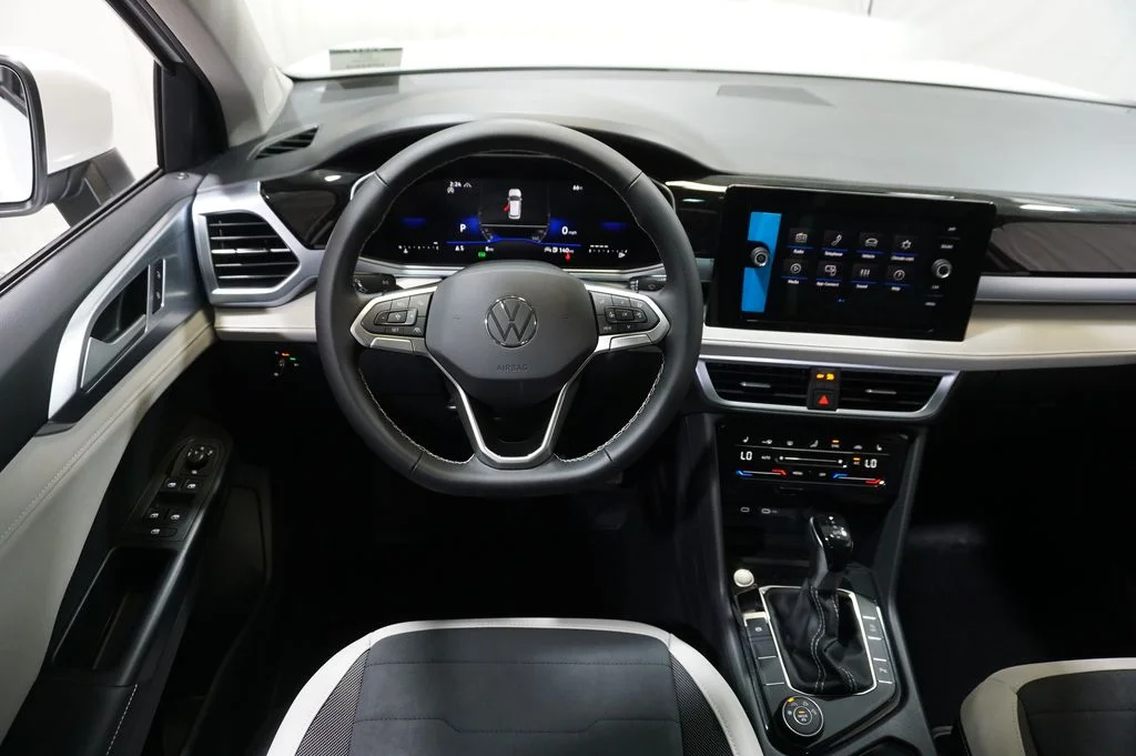 New 2026 White Volkswagen 1.5T SE image 12