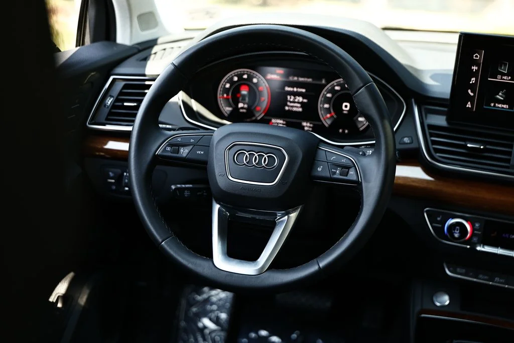 Certified Used 2023 Florett Silver Metallic Audi 40 Premium Plus image 27
