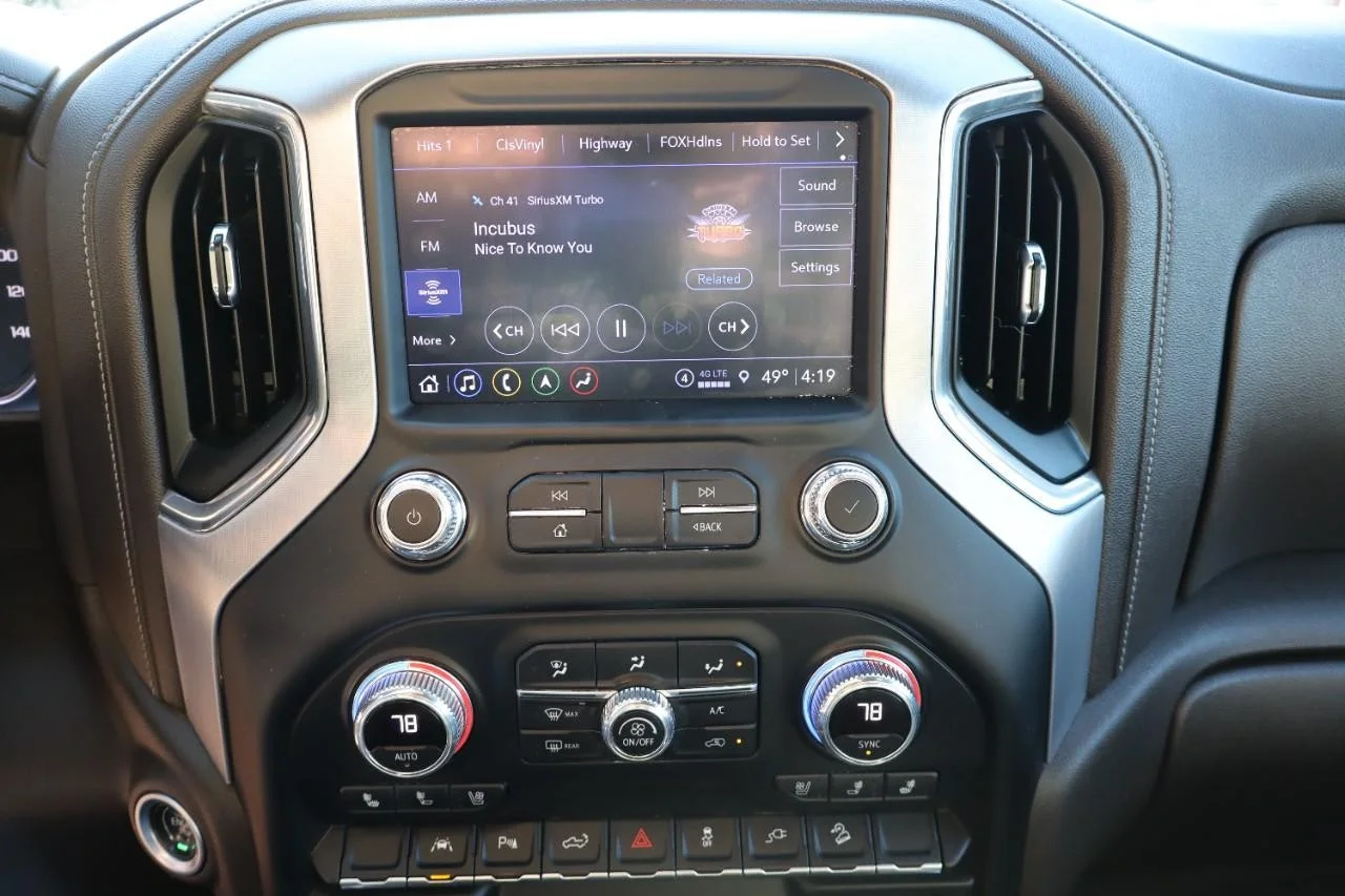 Used 2022 Cardinal Red GMC SLT image 14