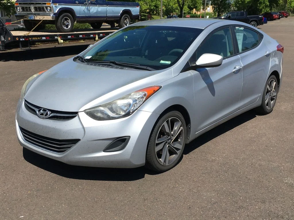 2013 Hyundai Elantra 1.8 GLS A/T's photo