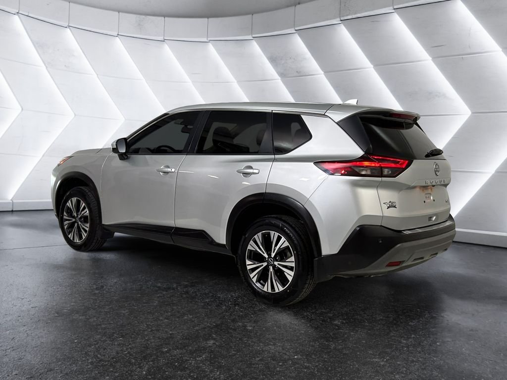 Used 2023 Silver Nissan SV image 6