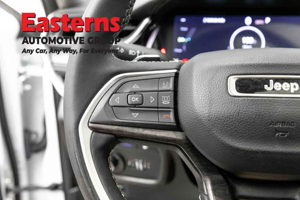Used 2023 White Jeep 4xe image 15