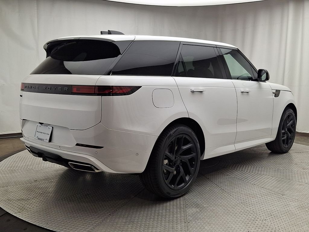New 2026 Ostuni Pearl White Land Rover Dynamic SE image 3
