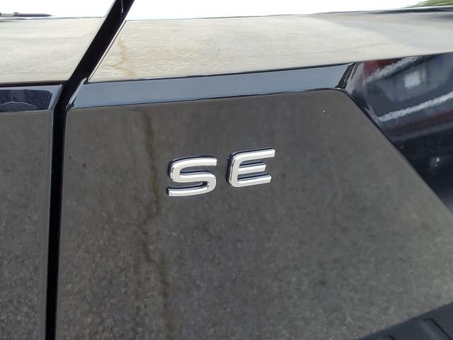 New 2026 Black Volkswagen 2.0T SE w/Technology image 7