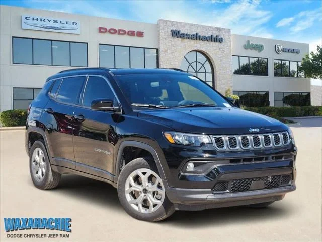 2026 Jeep Compass Latitude 4X4's photo