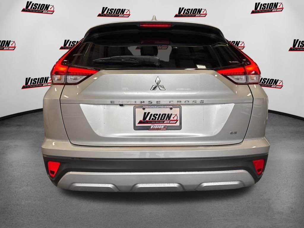 2024 Mitsubishi Eclipse Cross SE - Photo 4