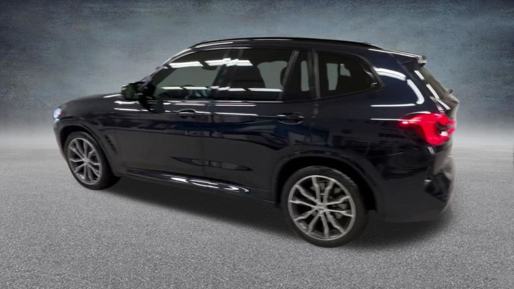 Used 2022 Black BMW M40i image 17