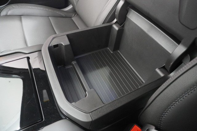 2026 GMC Yukon XL Denali - Photo 39