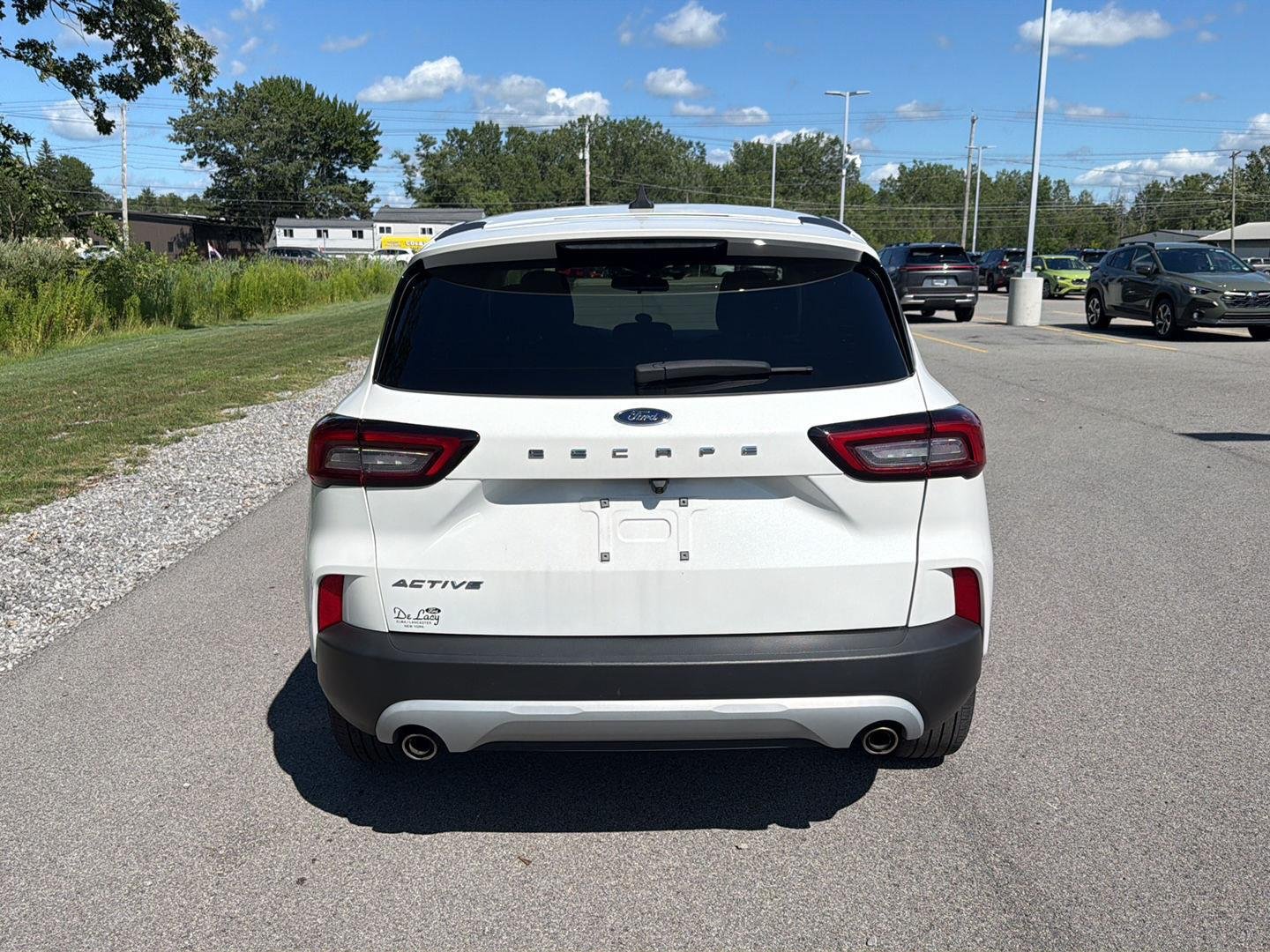 Used 2023 Star White Metallic Tri-Coat Ford Active image 5
