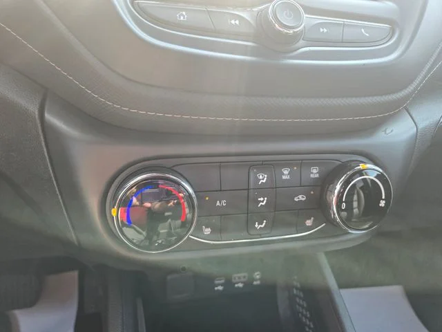 Used 2022 Blue Chevrolet ACTIV image 20