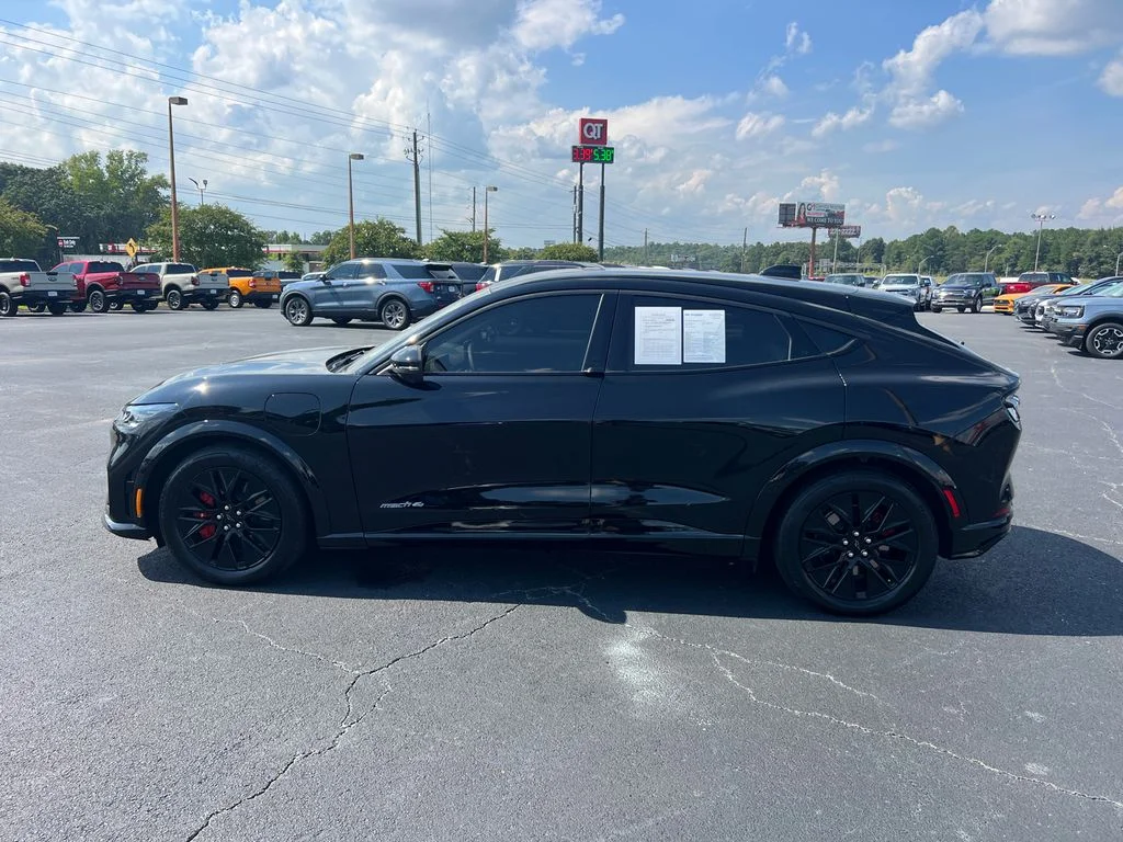 Used 2025 Black Ford Premium image 4
