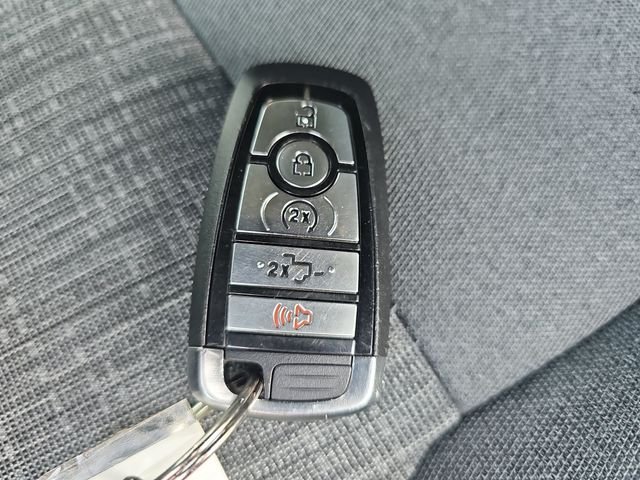 Used 2021 Gray Ford XLT image 32