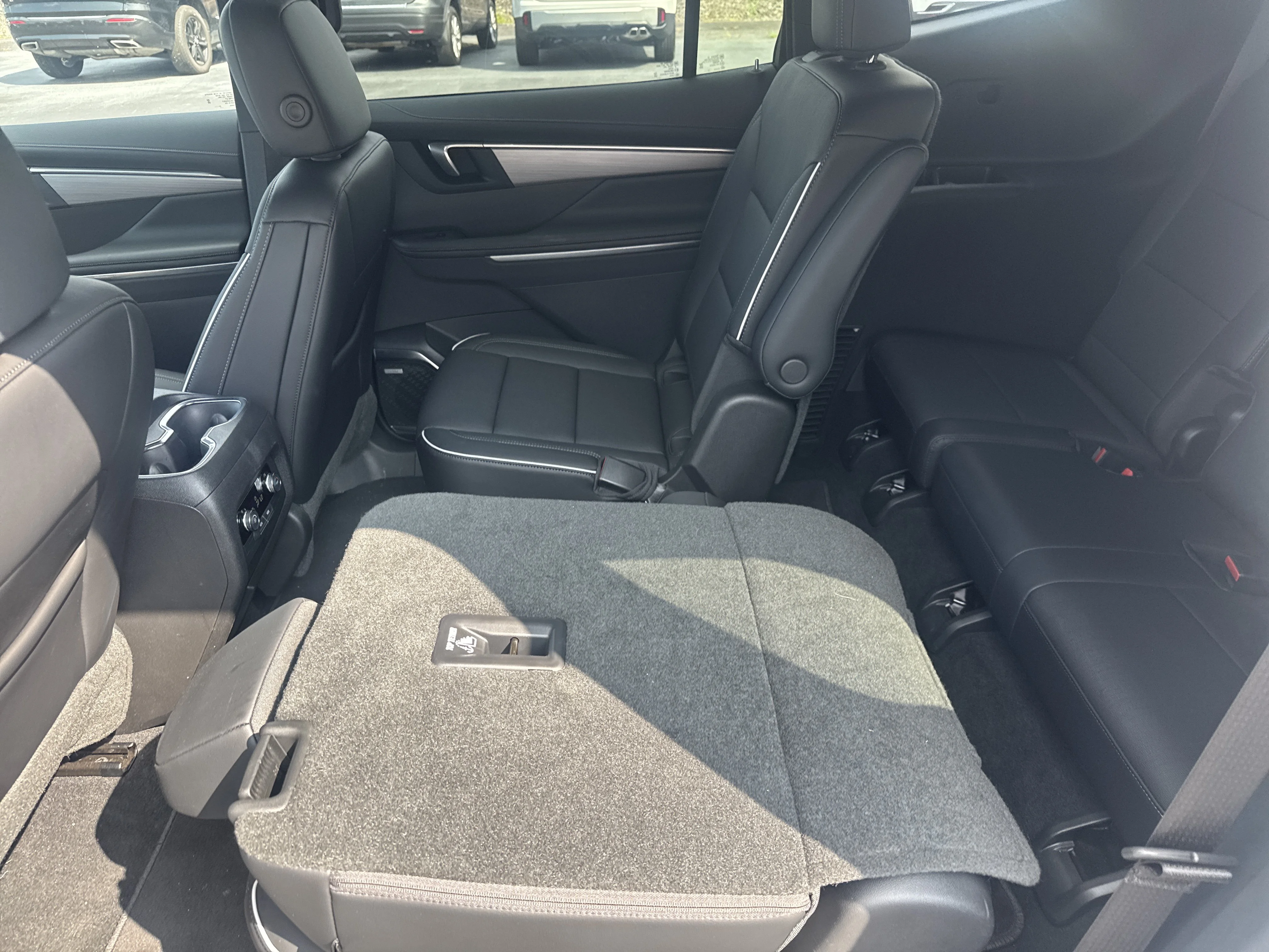 Used 2026 Summit White Buick Preferred image 13