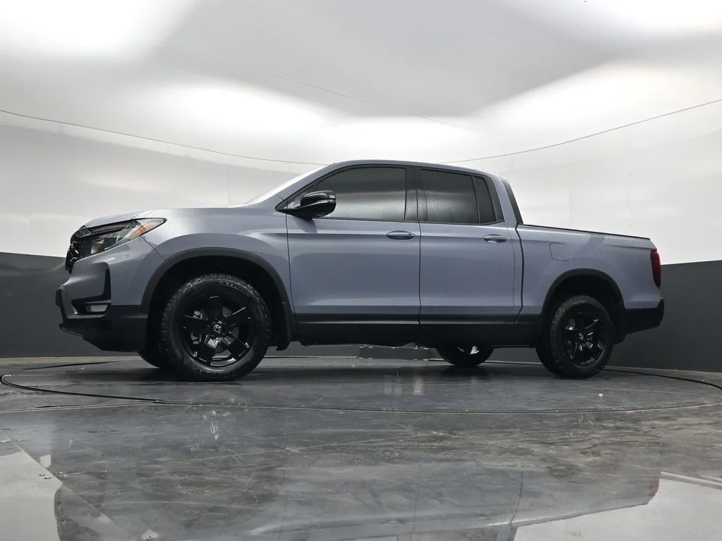 New 2026 Sonic Gray Pearl Honda Black Edition image 29