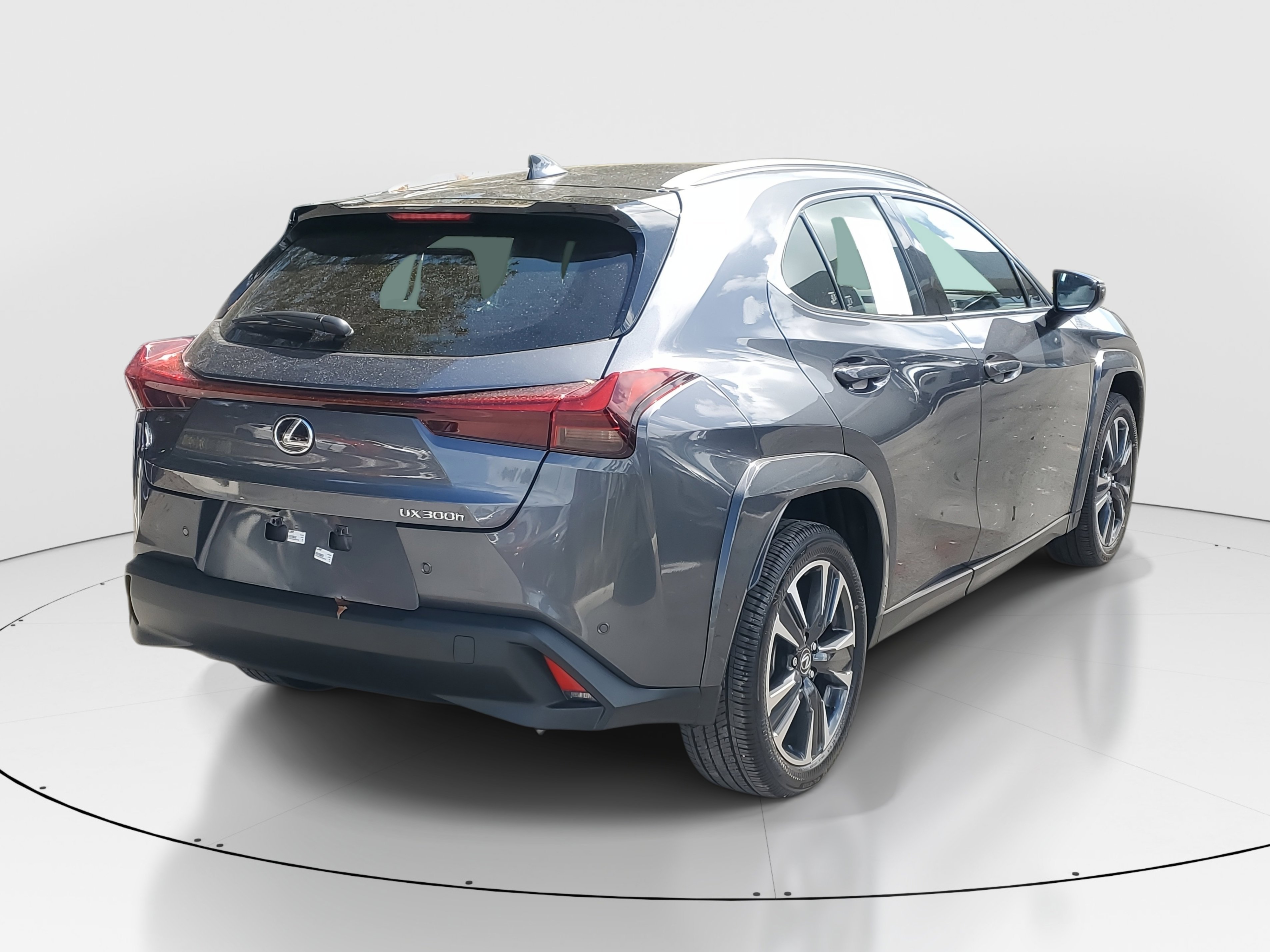 2025 Lexus UX Hybrid 300h - Photo 7