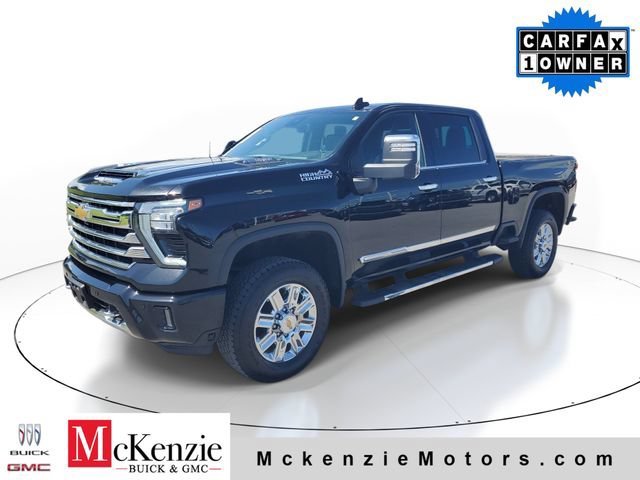 Used 2024 Black Chevrolet High Country image 2