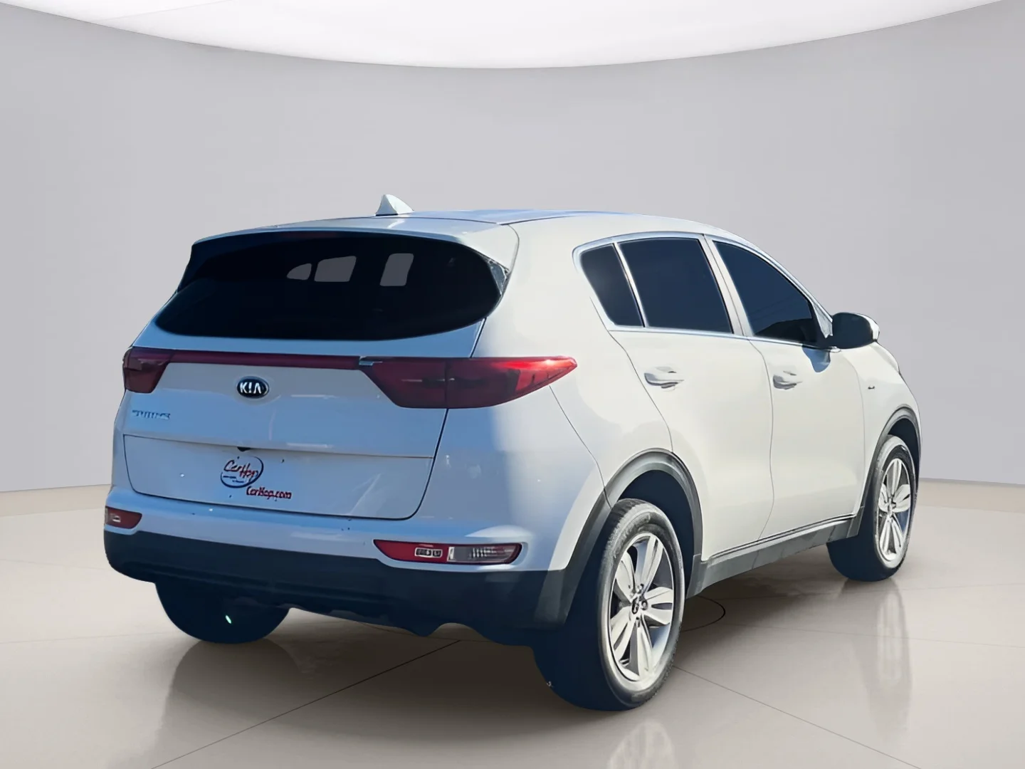 Used 2017 White Kia LX image 8