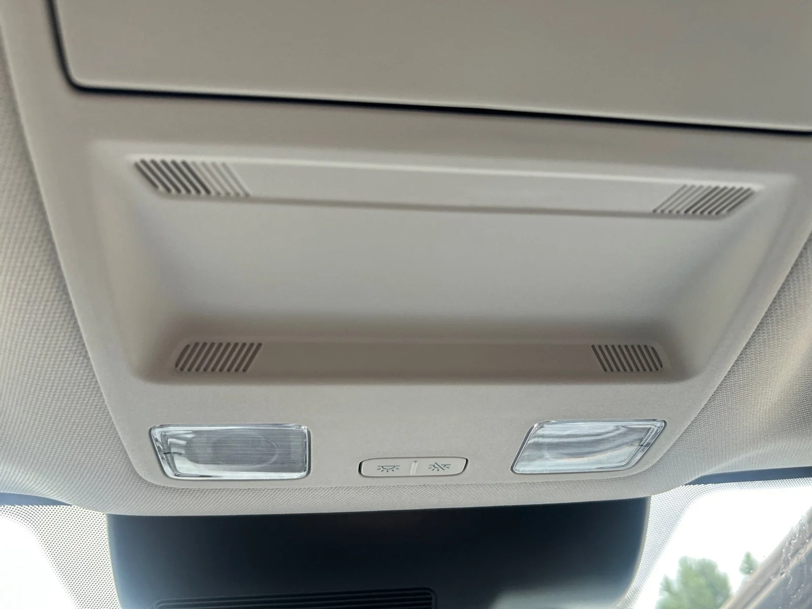 New 2026 Carbonized Gray Metallic Ford Tremor image 23
