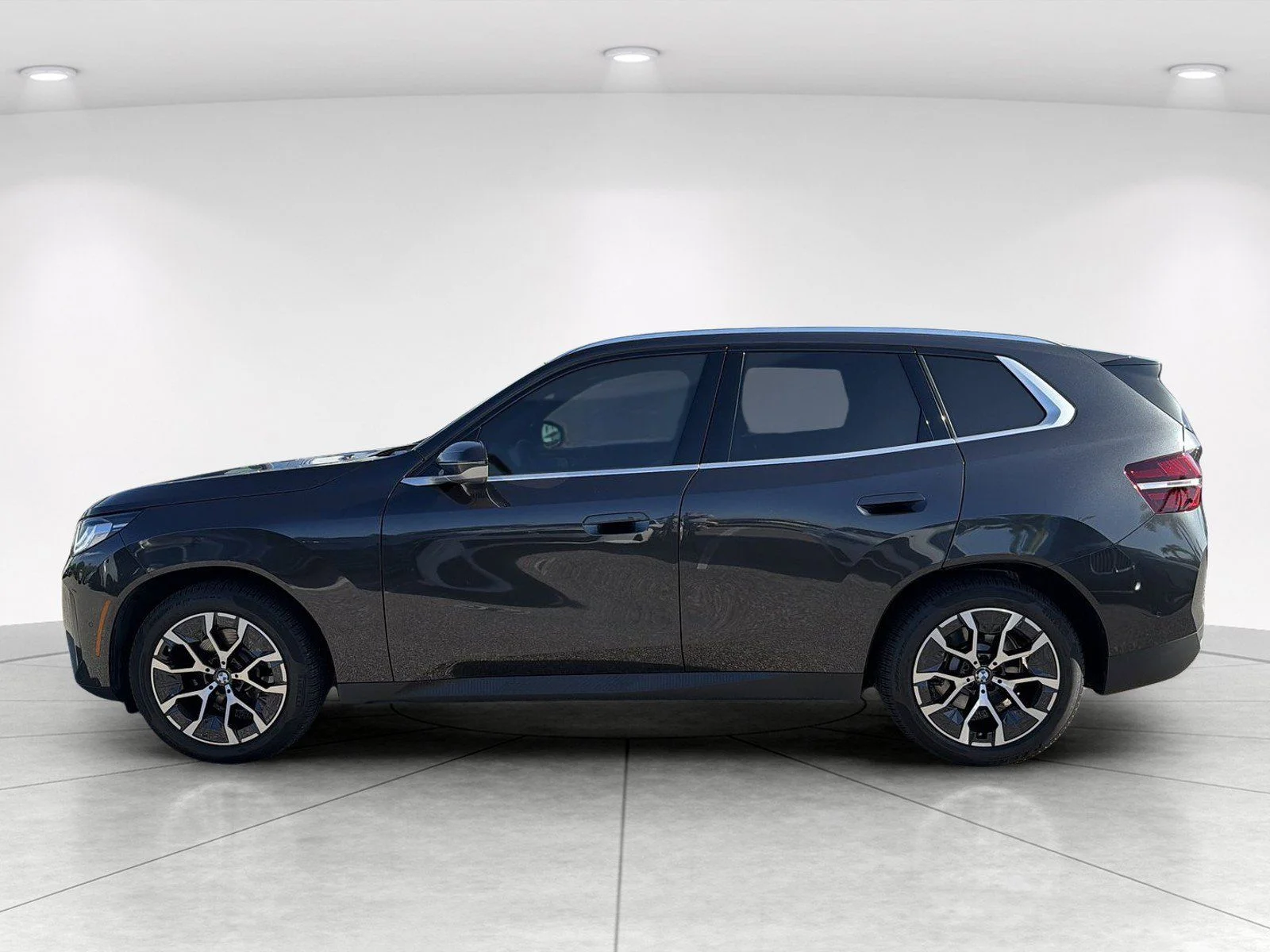 New 2026 Dark Graphite Metallic BMW 30 xDrive image 7