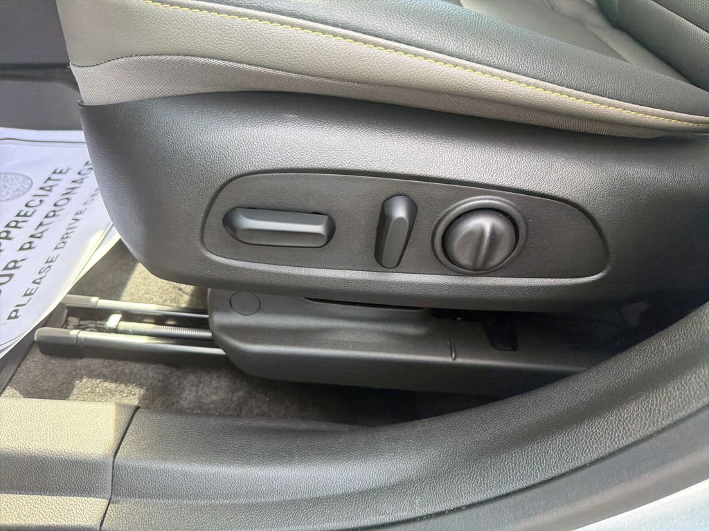Used 2024 Gray Chevrolet ACTIV image 4