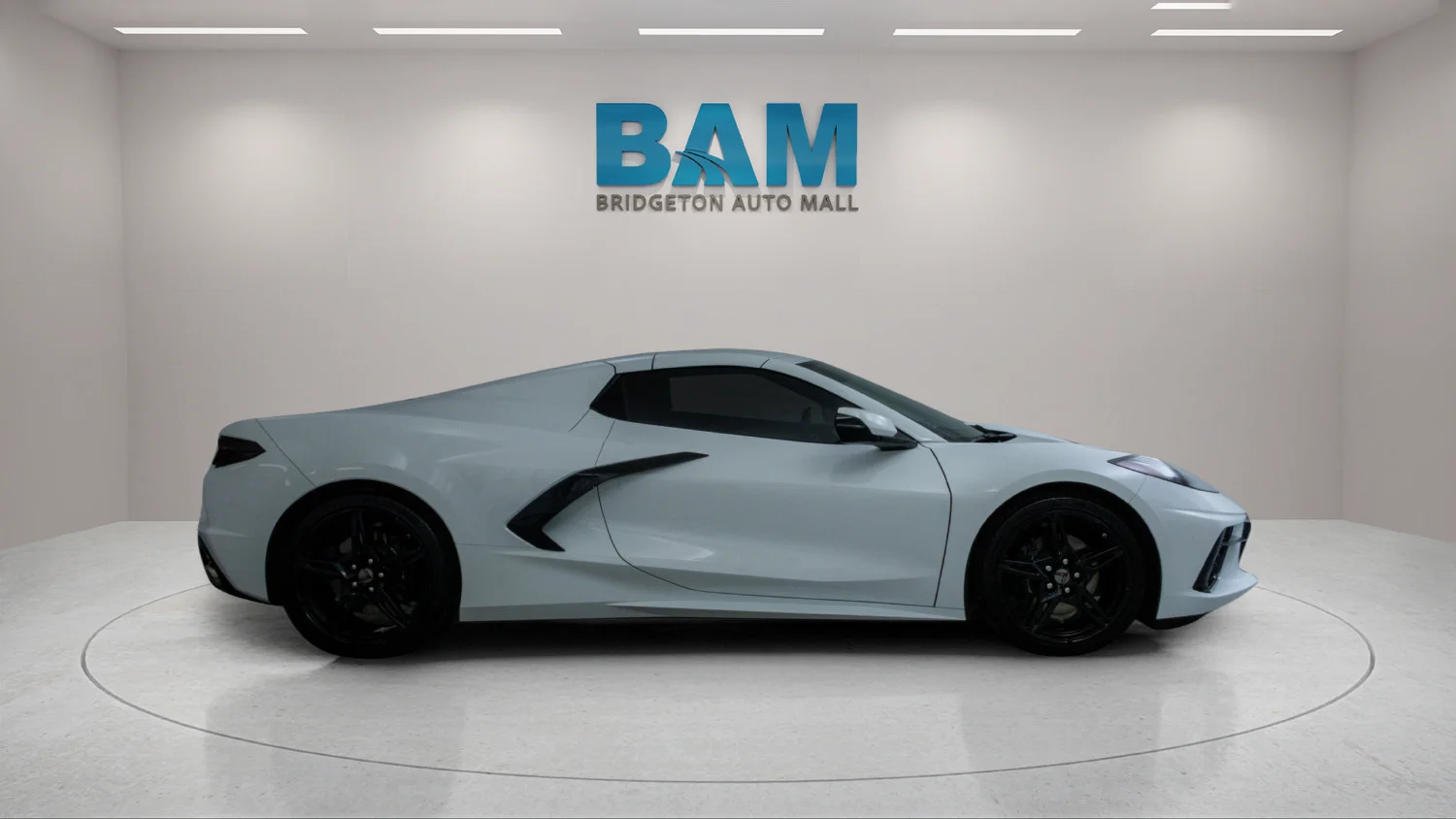 Certified Used 2025 Arctic White Chevrolet 1LT image 8