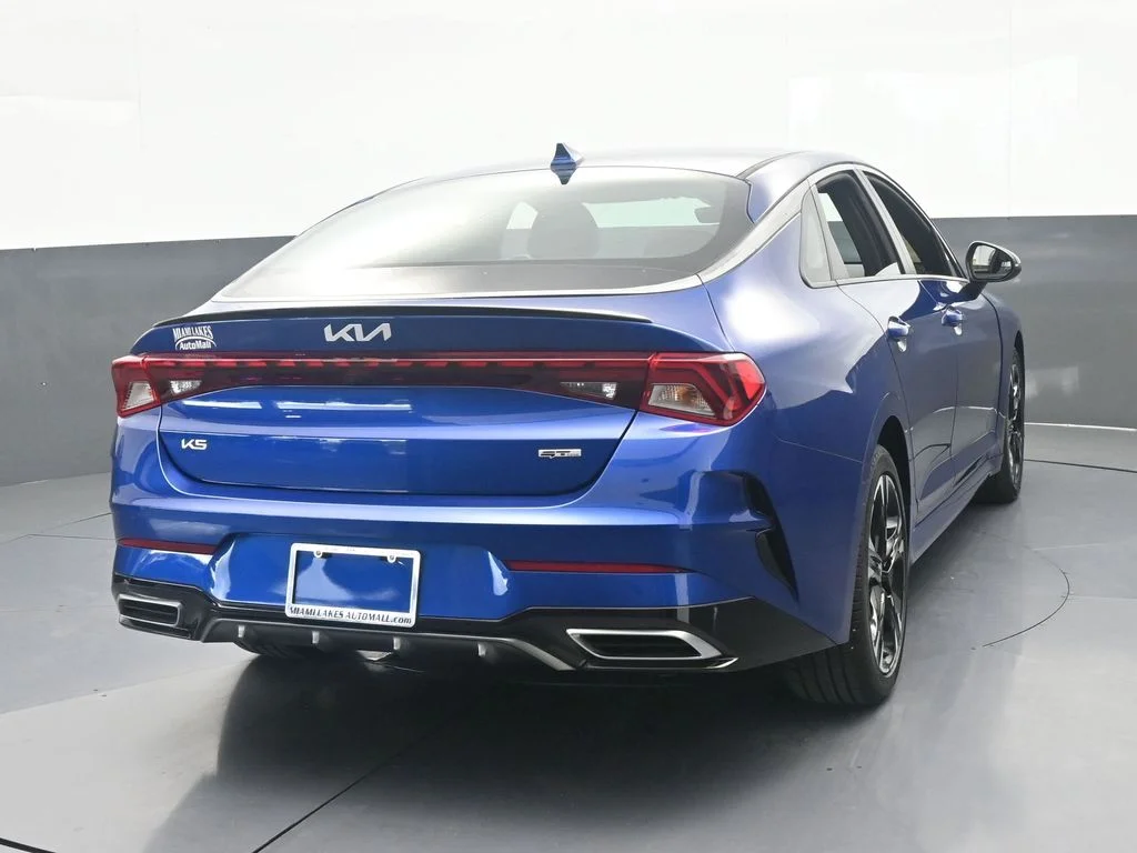 Used 2024 Sapphire Blue Kia GT-Line image 5
