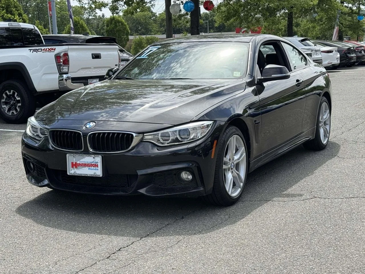 Used 2017 Black Sapphire Metallic BMW xDrive image 3
