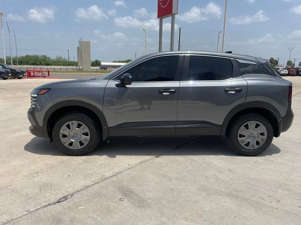 Used 2026 Gray Nissan S image 4