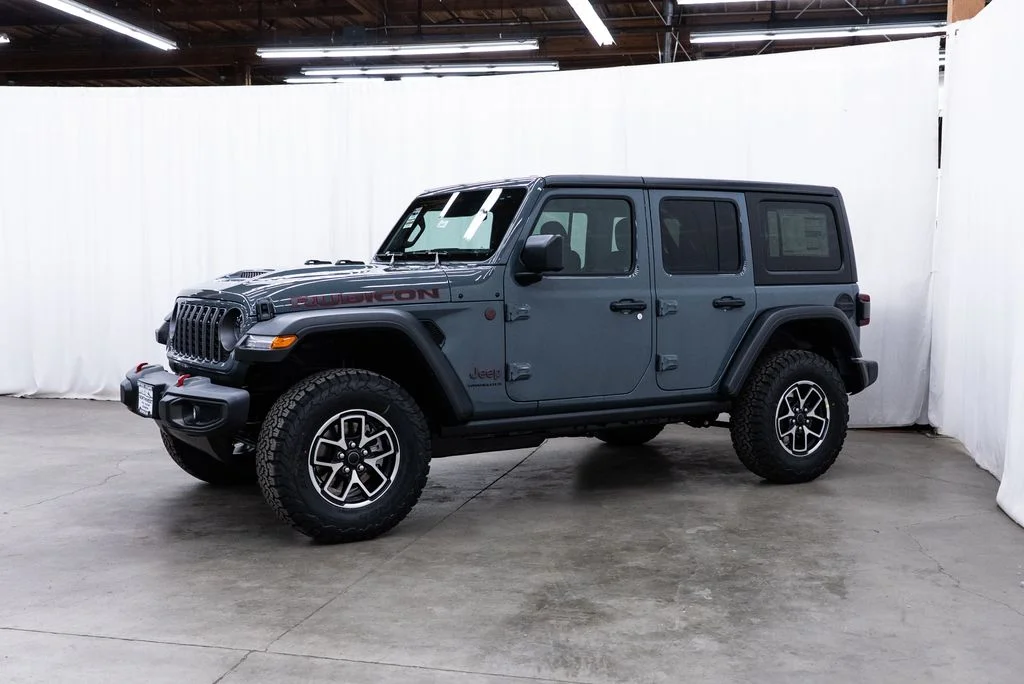 New 2026 Anvil Clear-Coat Exterior Paint Jeep Rubicon image 3