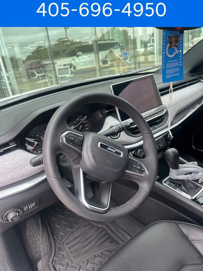 Pre-Owned 2024 Jeep Compass Latitude Lux
