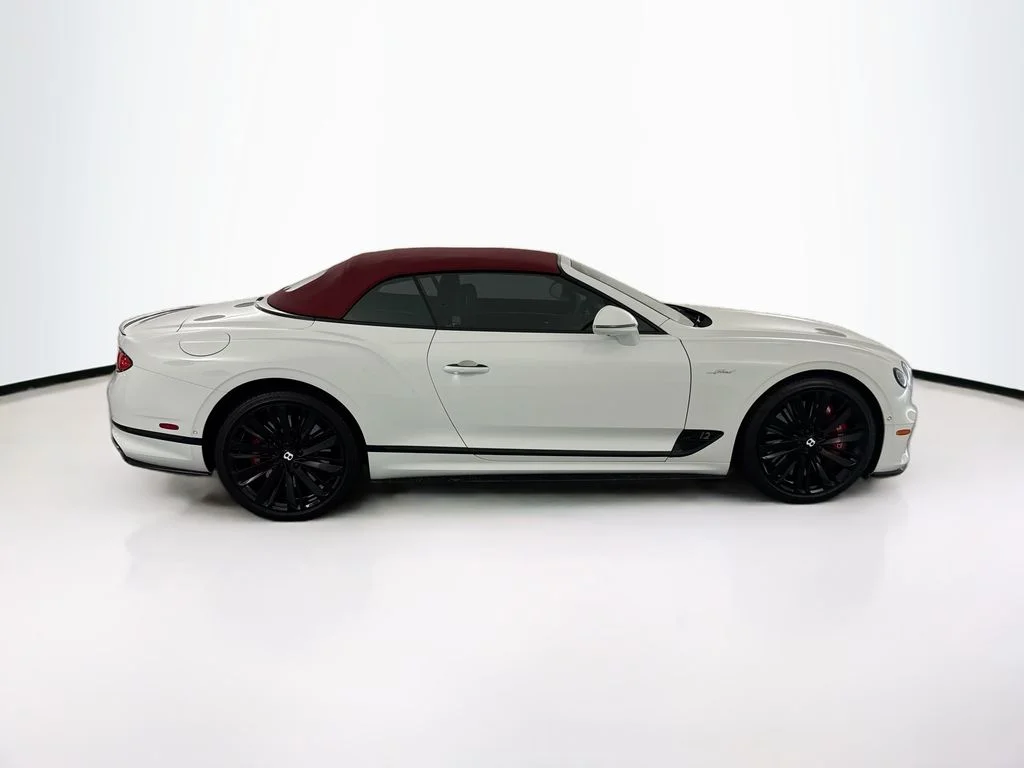 Used 2022  Bentley Speed image 37