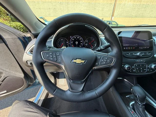 Used 2024 Blue Chevrolet LT image 13