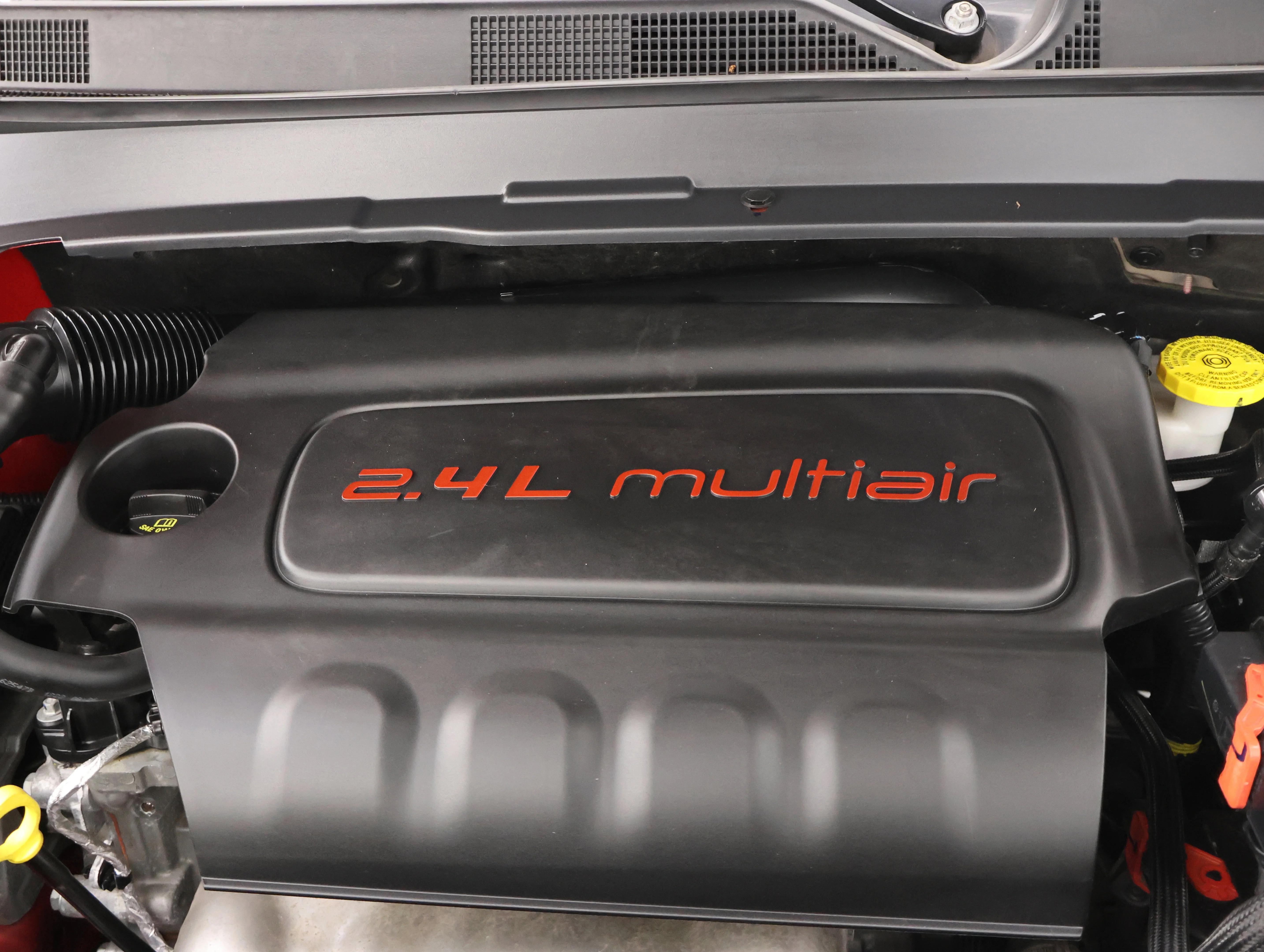 Used 2022 Redline Pearlcoat Jeep Limited image 19