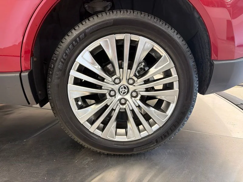 Used 2021 Red Toyota Limited image 39