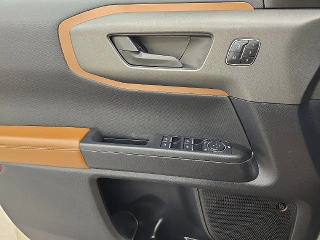 Certified Used 2025 Desert Sand Ford Outer Banks image 32