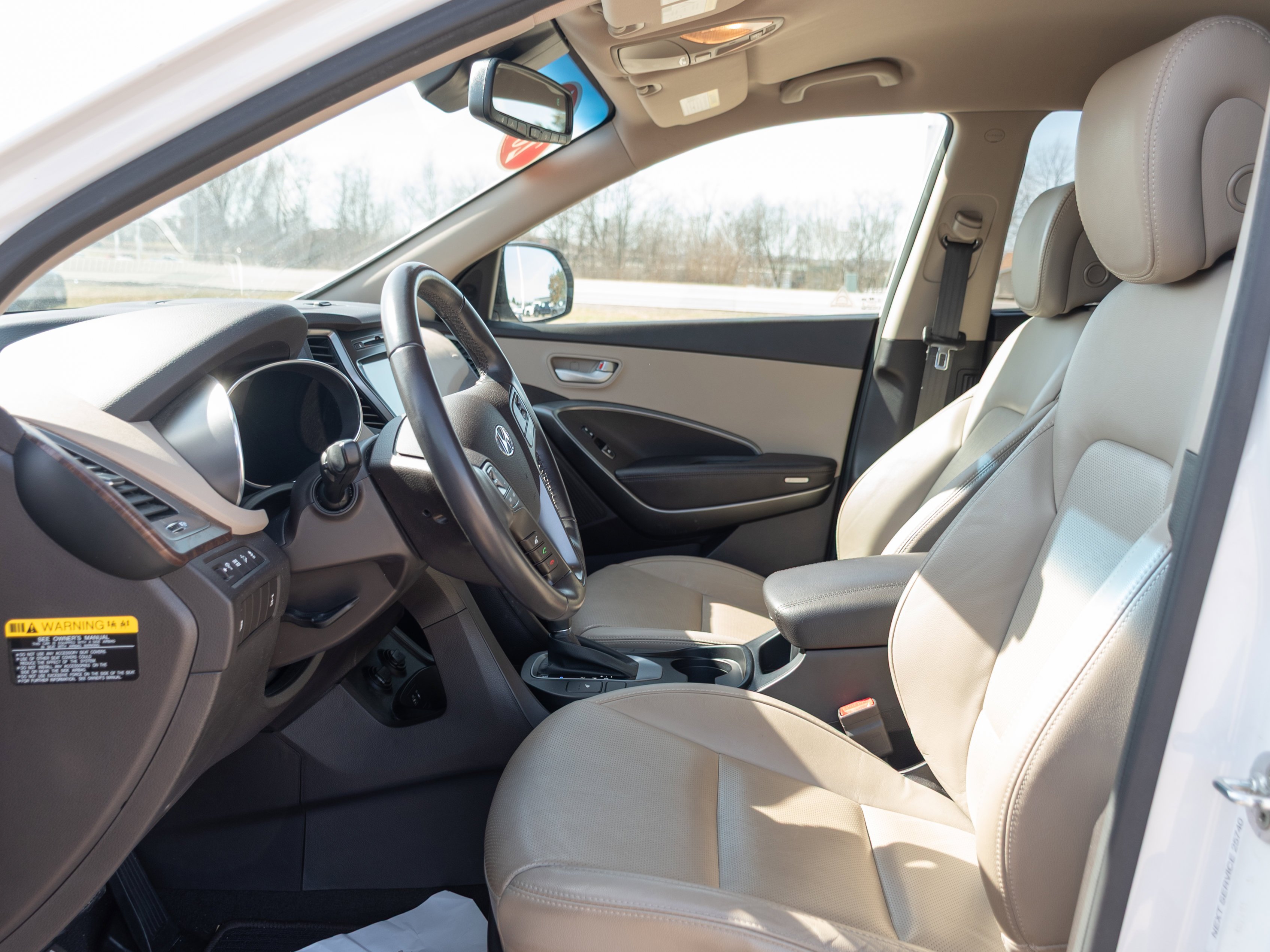 2017 Hyundai Santa Fe Limited - Photo 9