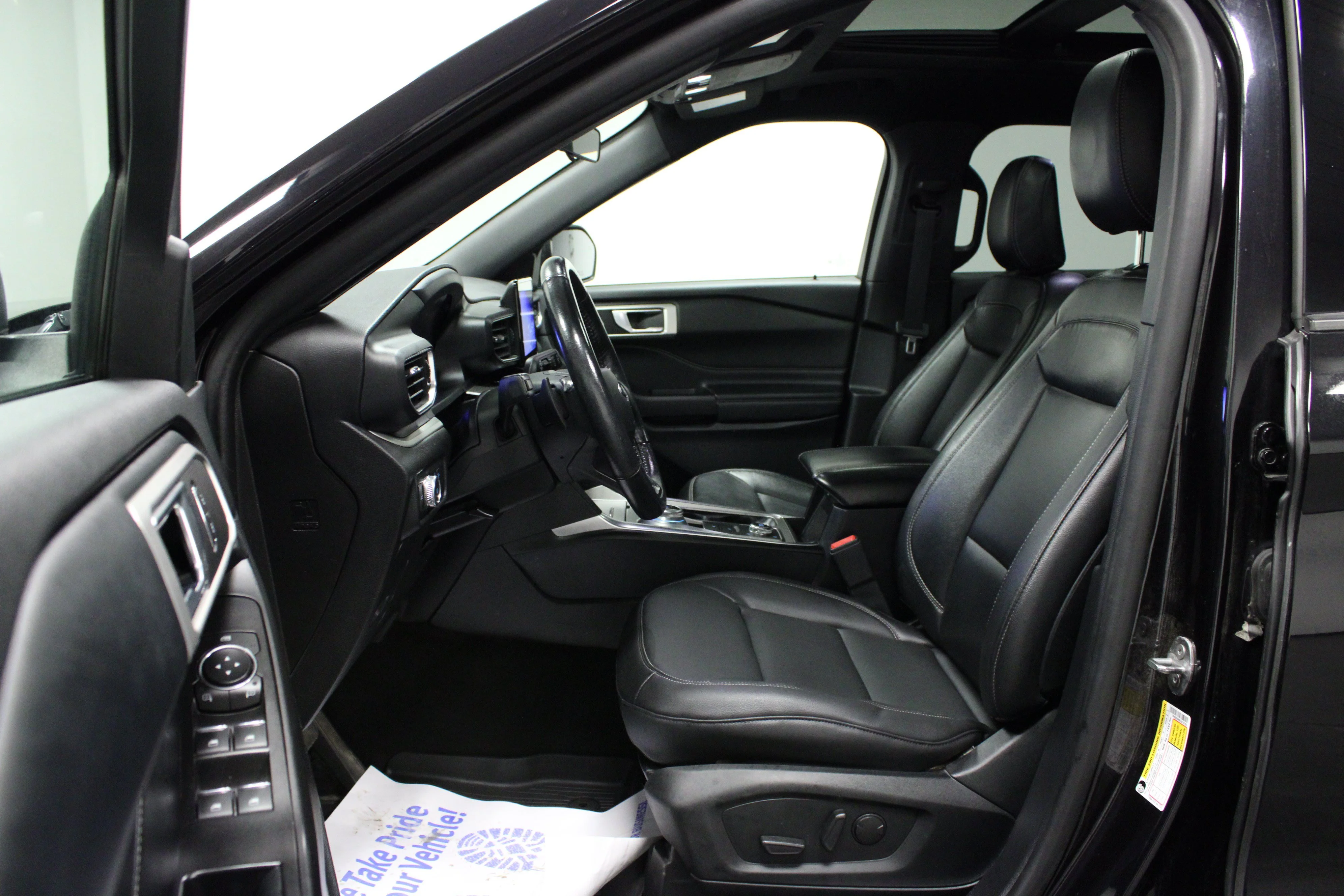 Used 2020 Black Metallic Ford XLT image 12
