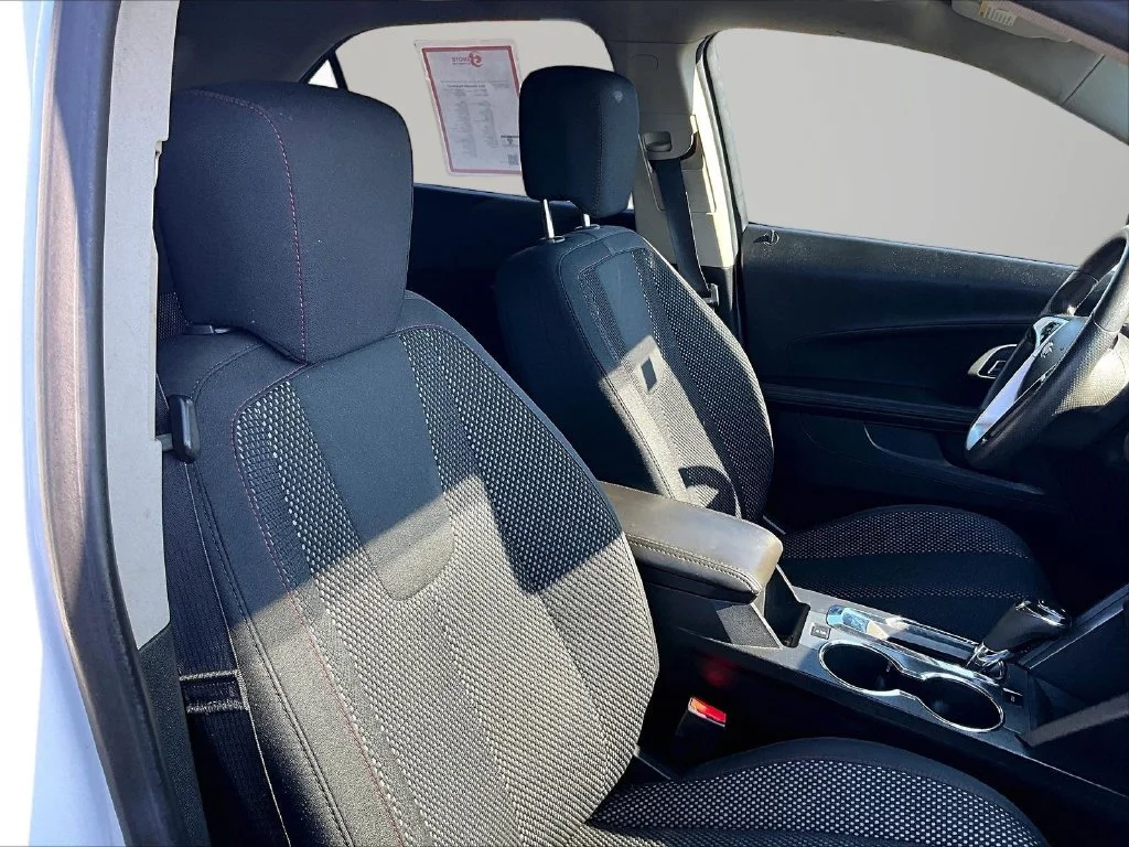 Used 2016 White Chevrolet LT image 7