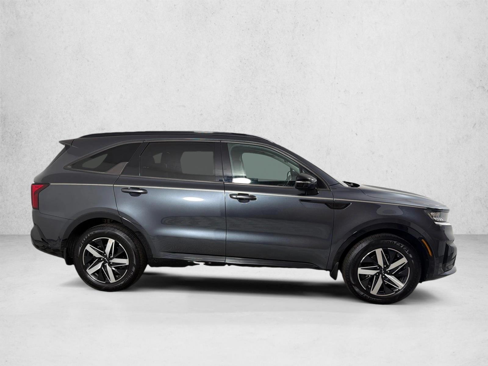 Used 2022 Gravity Grey Kia S image 4