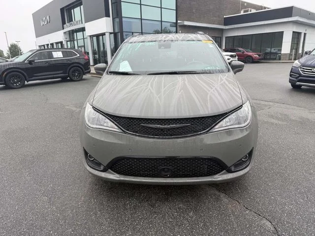 Used 2020 White Chrysler Touring L image 2